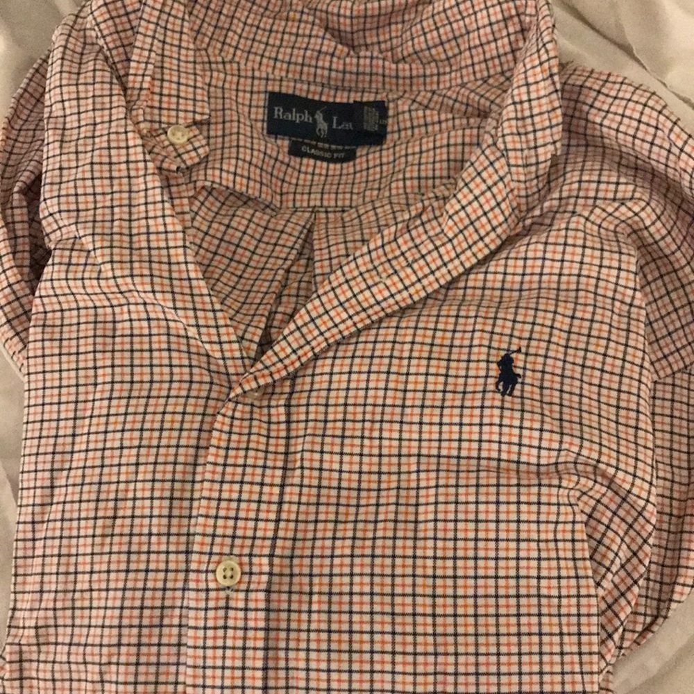 Long sleeve Ralph Lauren button down shirt.